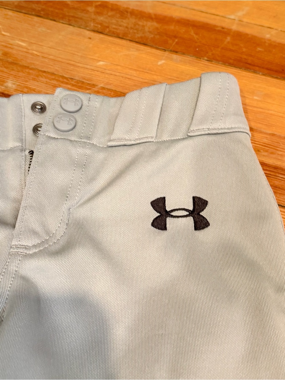 Under Armour Kids Light Gray Baseball Sweatpants with Black Logo